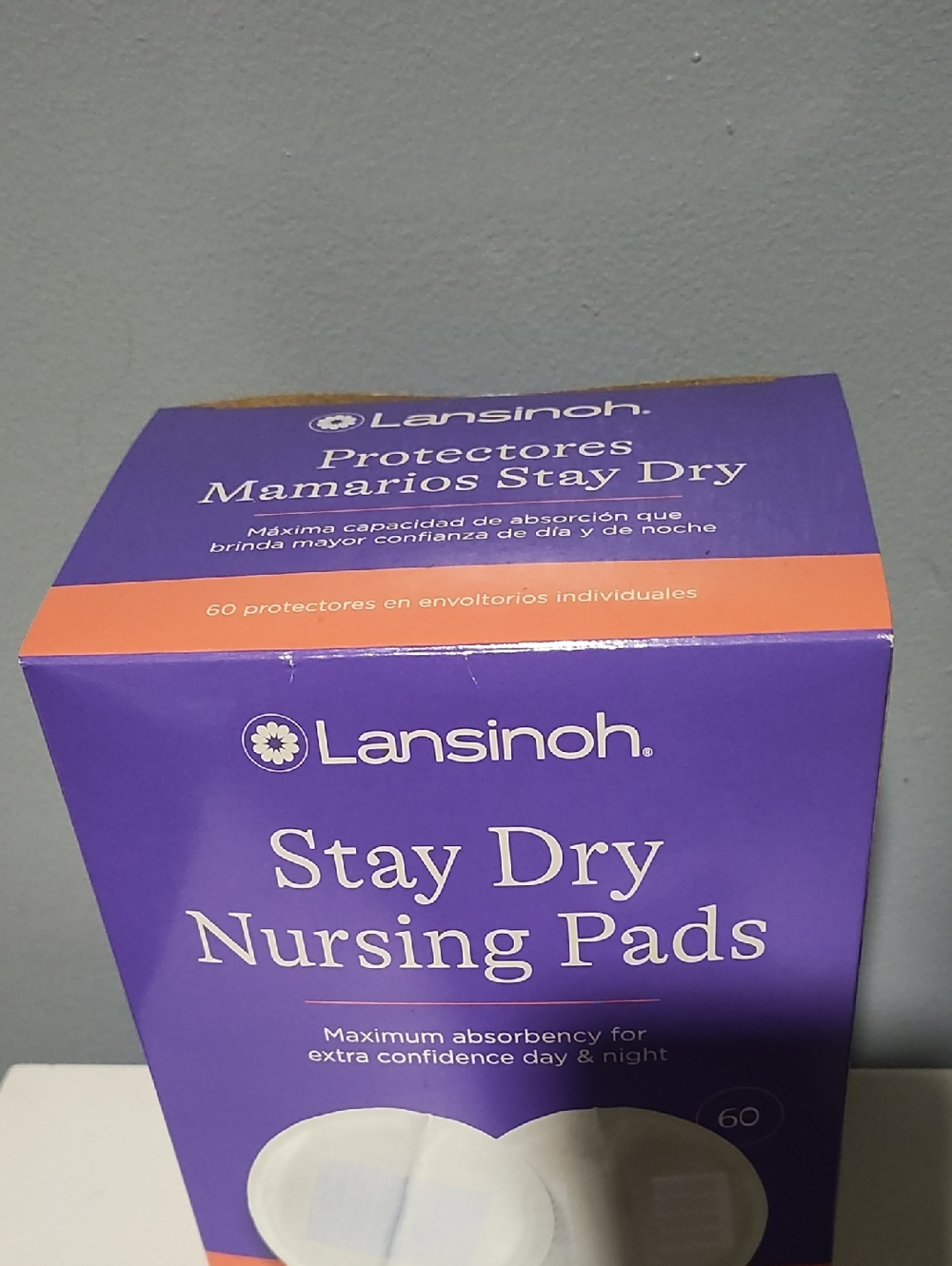 Lansinoh Stay Dry Nursing Pads - Purple with Orange Accent
